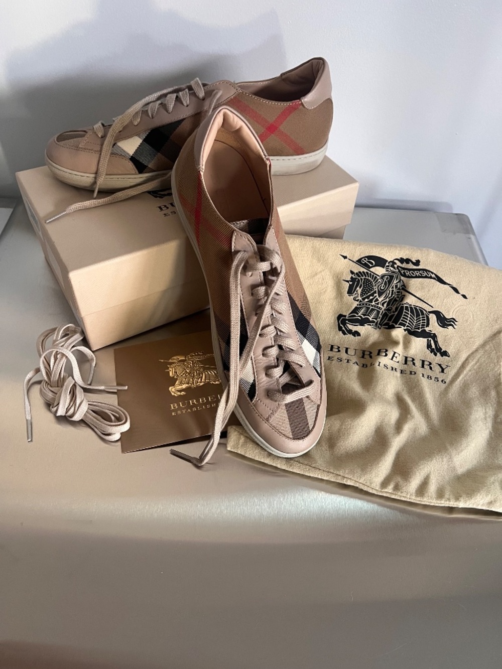 Burberry Lace-Up Casual Shoes in Size 10